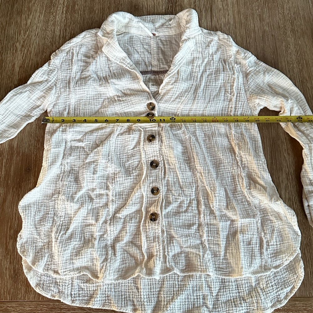 Free People Button Front Long Sleeve Tunic Top - Picture 13 of 14